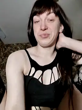 NikaXBerry online show from March 2025 01:01:01 PM