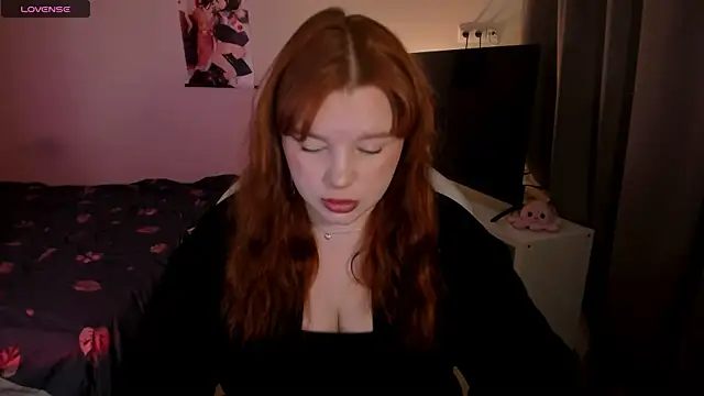 Snapshot of _Lisa_x chatting on December 2024 08:13:01 AM Lisa x online show from December 2024 08:13:01 AM