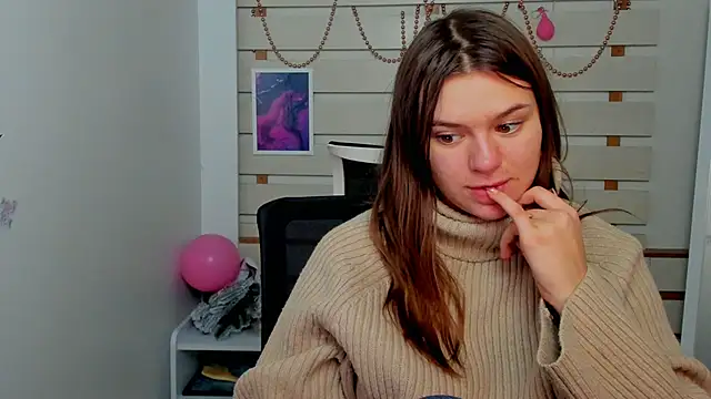 Josephine Kiss online show from February 2025 07:35:01 PM