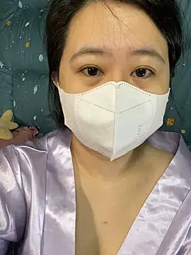 Snapshot of ninini92 chatting on January 2025 01:19:01 PM ninini92 online show from January 2025 01:19:01 PM