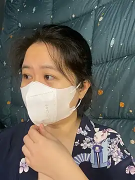 Snapshot of ninini92 chatting on January 2025 01:38:01 PM ninini92 online show from January 2025 01:38:01 PM