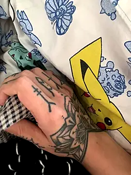 Snapshot of YoungDick25 chatting on November 2025 08:57:01 AM YoungDick25 online show from November 2025 08:57:01 AM