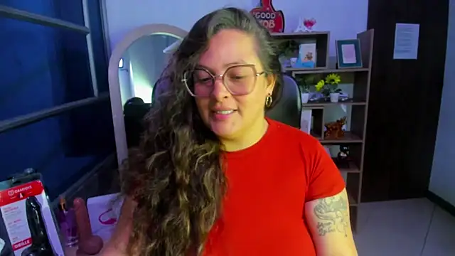 SaraThomso online show from September 2025 03:33:02 AM