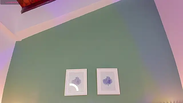  anavictoria  online show from March 2025 12:36:02 PM