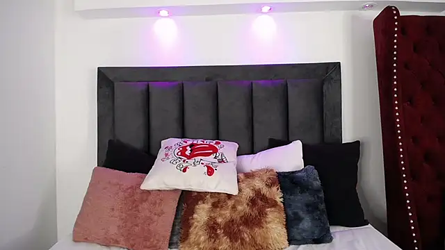 Snapshot of Tifanny_Sweett chatting on February 2025 07:26:01 AM Tifanny Sweett online show from February 2025 07:26:01 AM