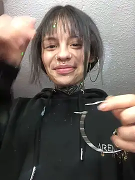 Snapshot of Tifanny_Sweett chatting on October 2025 02:52:01 AM Tifanny Sweett online show from October 2025 02:52:01 AM