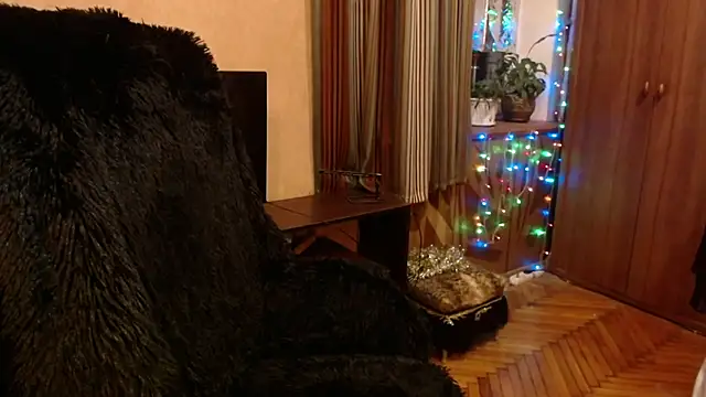 Snapshot of Miss_Tress chatting on January 2025 09:26:02 PM Miss Tress online show from January 2025 09:26:02 PM