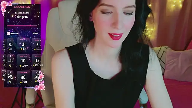 Snapshot of AndreaAshton chatting on December 2024 05:07:02 PM AndreaAshton online show from December 2024 05:07:02 PM