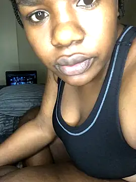 Snapshot of NissyxSawee chatting on September 2025 04:03:01 AM NissyxSawee online show from September 2025 04:03:01 AM