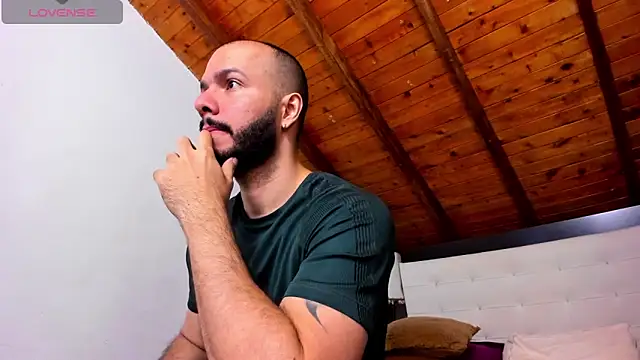 Tom Bailey online show from March 2026 12:53:01 PM