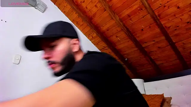 Tom Bailey online show from April 2026 01:09:02 PM