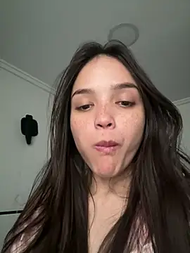 Snapshot of MisFrekcles_ chatting on March 2025 12:11:02 PM MisFrekcles online show from March 2025 12:11:02 PM