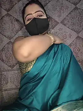 Snapshot of priya__angel chatting on November 2025 04:01:02 AM priya angel online show from November 2025 04:01:02 AM