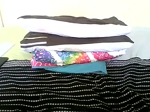 Snapshot of nisherjay chatting on January 2025 01:11:01 PM nisherjay online show from January 2025 01:11:01 PM