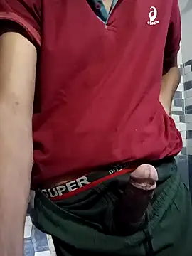 Snapshot of hotvarunrita chatting on September 2025 06:24:01 AM hotvarunrita online show from September 2025 06:24:01 AM