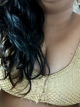 cuteyqueen online show from February 2025 05:41:01 AM