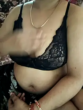 cuteyqueen online show from March 2025 02:18:02 AM