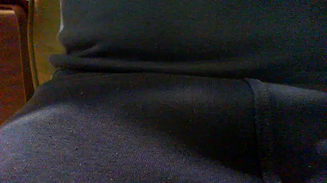 Snapshot of volfic@xh chatting on February 2026 11:45:02 PM volficxh online show from February 2026 11:45:02 PM