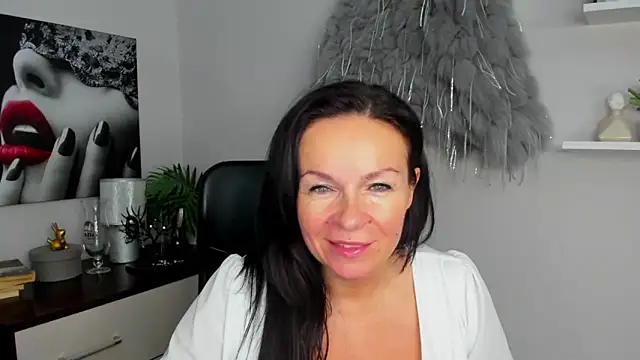 HelenLuxx online show from January 2025 10:15:02 AM