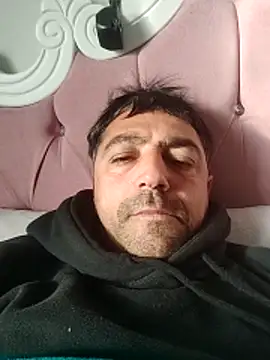 Snapshot of Muratcanik44 chatting on February 2026 12:33:02 PM Muratcanik44 online show from February 2026 12:33:02 PM