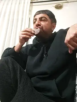 Snapshot of Muratcanik44 chatting on February 2026 11:01:01 PM Muratcanik44 online show from February 2026 11:01:01 PM