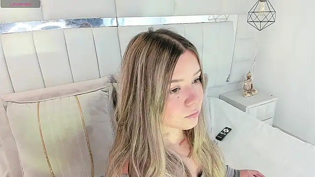 1m dalhia online show from March 2025 08:43:02 PM