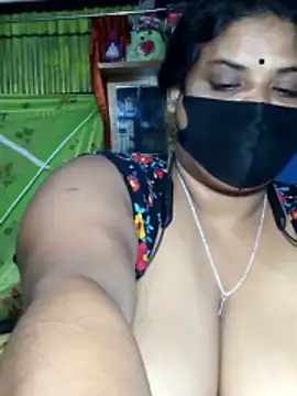 Snapshot of Dusto_Meye chatting on March 2026 05:42:02 PM Dusto Meye online show from March 2026 05:42:02 PM