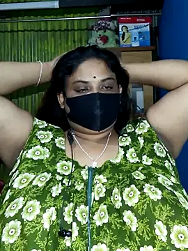 Snapshot of Dusto_Meye chatting on May 2026 03:39:02 PM Dusto Meye online show from May 2026 03:39:02 PM