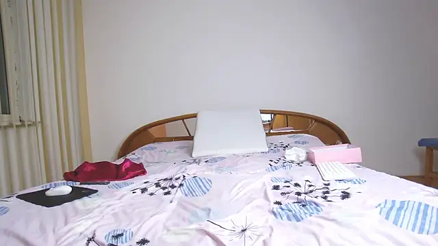 Snapshot of SofiaHanson chatting on February 2025 08:33:02 PM SofiaHanson online show from February 2025 08:33:02 PM