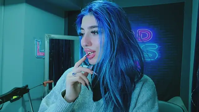 AriaVoss online show from January 2025 08:21:02 PM