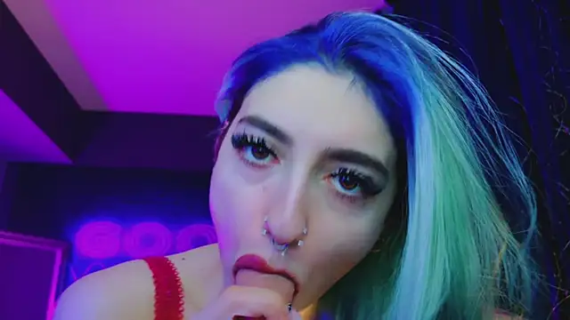 AriaVoss online show from January 2025 11:08:01 PM