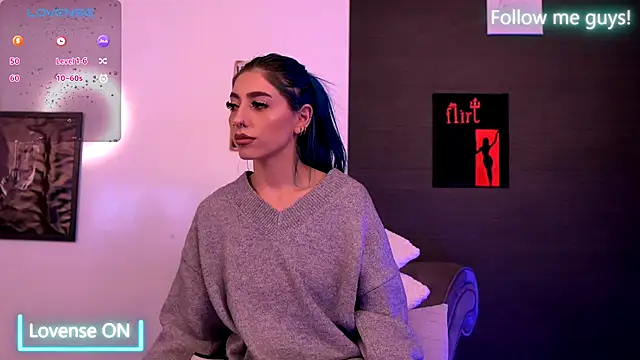 AriaVoss online show from September 2025 08:35:02 PM