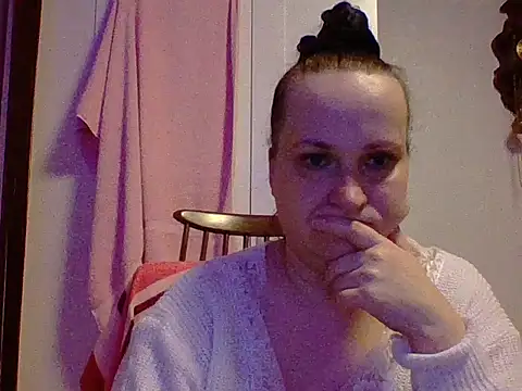  squirty cum lady  online show from March 2025 09:04:01 PM