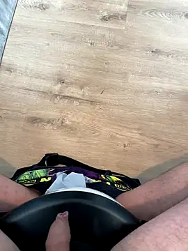 Snapshot of jaimelesexe85 chatting on November 2025 11:35:01 AM jaimelesexe85 online show from November 2025 11:35:01 AM