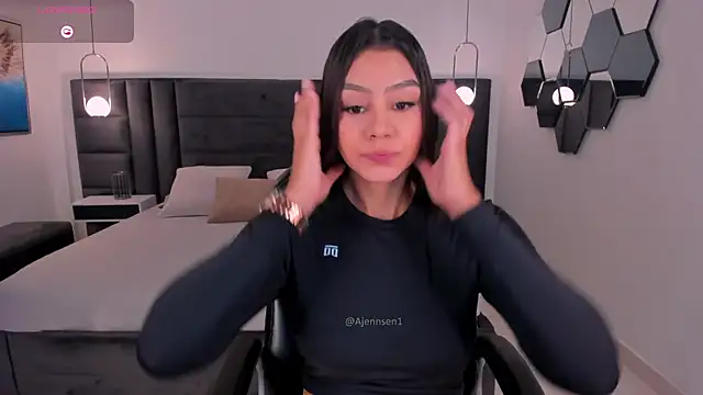 AllyJensen online show from May 2026 10:34:02 AM