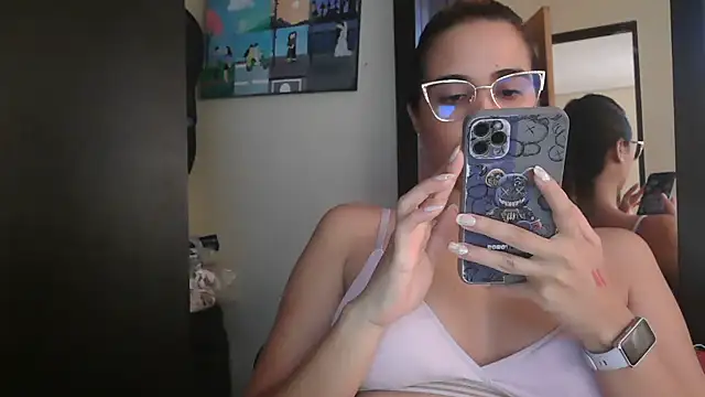 trianabell online show from July 2026 08:55:02 PM