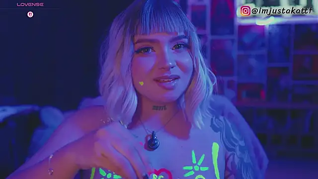sensualkattt online show from May 2026 11:56:01 PM