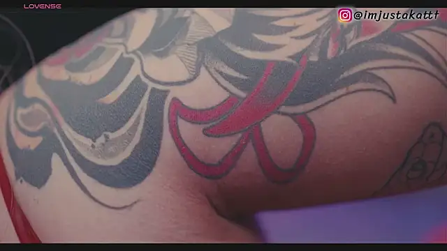 sensualkattt online show from May 2026 11:34:01 PM