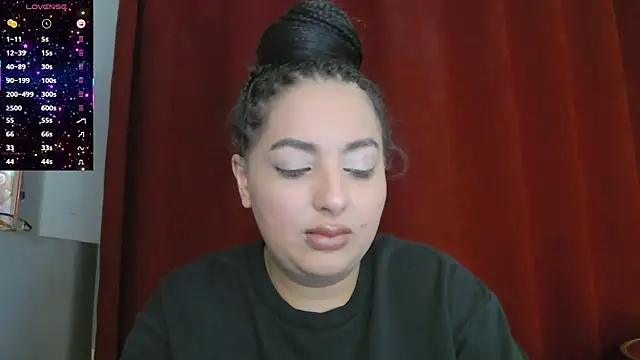 BustyAllyy online show from October 2025 04:25:02 PM