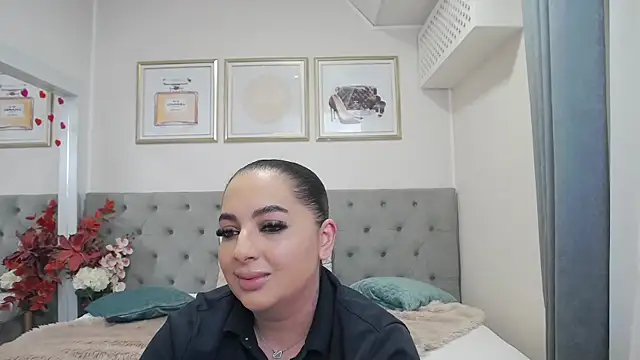 BustyAllyy online show from May 2026 04:37:01 PM