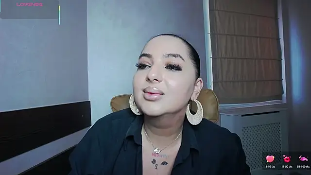 BustyAllyy online show from July 2026 04:03:02 PM