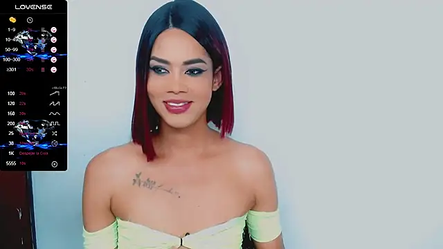 Snapshot of Amanda_bigx chatting on January 2025 03:02:02 PM Amanda bigx online show from January 2025 03:02:02 PM