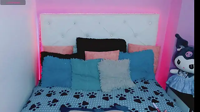 Snapshot of Amanda_bigx chatting on September 2025 05:20:02 AM Amanda bigx online show from September 2025 05:20:02 AM