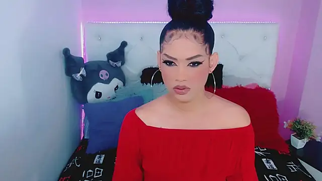 Snapshot of Amanda_bigx chatting on November 2025 04:35:01 AM Amanda bigx online show from November 2025 04:35:01 AM