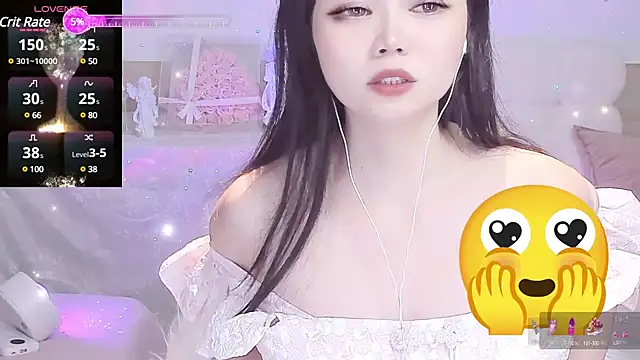 Snapshot of lilies-sweet chatting on March 2025 05:46:01 PM lilies-sweet online show from March 2025 05:46:01 PM