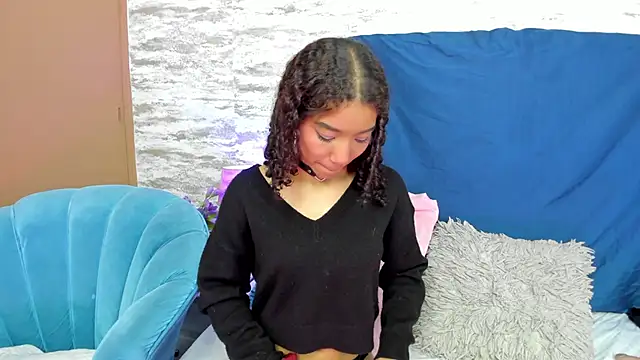 Snapshot of nya_ah chatting on December 2024 09:29:02 AM nya ah online show from December 2024 09:29:02 AM