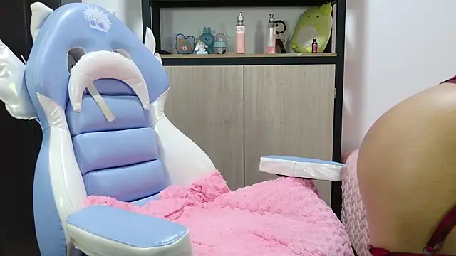 Snapshot of nya_ah chatting on February 2025 08:21:01 AM nya ah online show from February 2025 08:21:01 AM