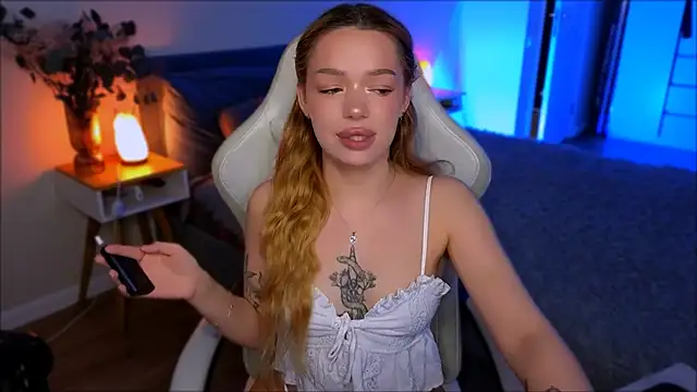 Lily Yin online show from June 2026 05:49:02 AM