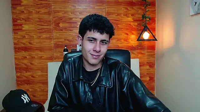 Snapshot of Bastiaan_28 chatting on January 2025 06:53:02 AM Bastiaan 28 online show from January 2025 06:53:02 AM