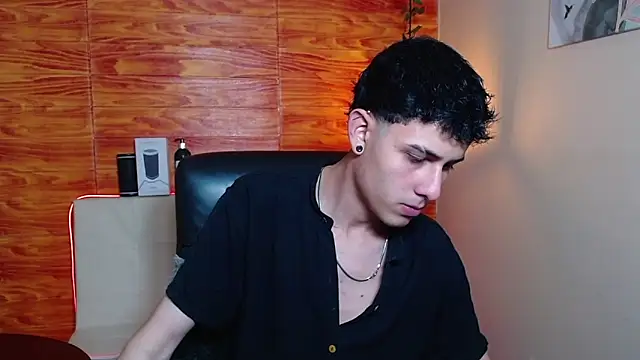 Snapshot of Bastiaan_28 chatting on January 2025 06:57:01 AM Bastiaan 28 online show from January 2025 06:57:01 AM